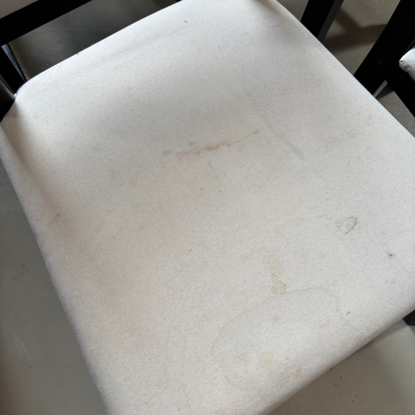 Chairs x4