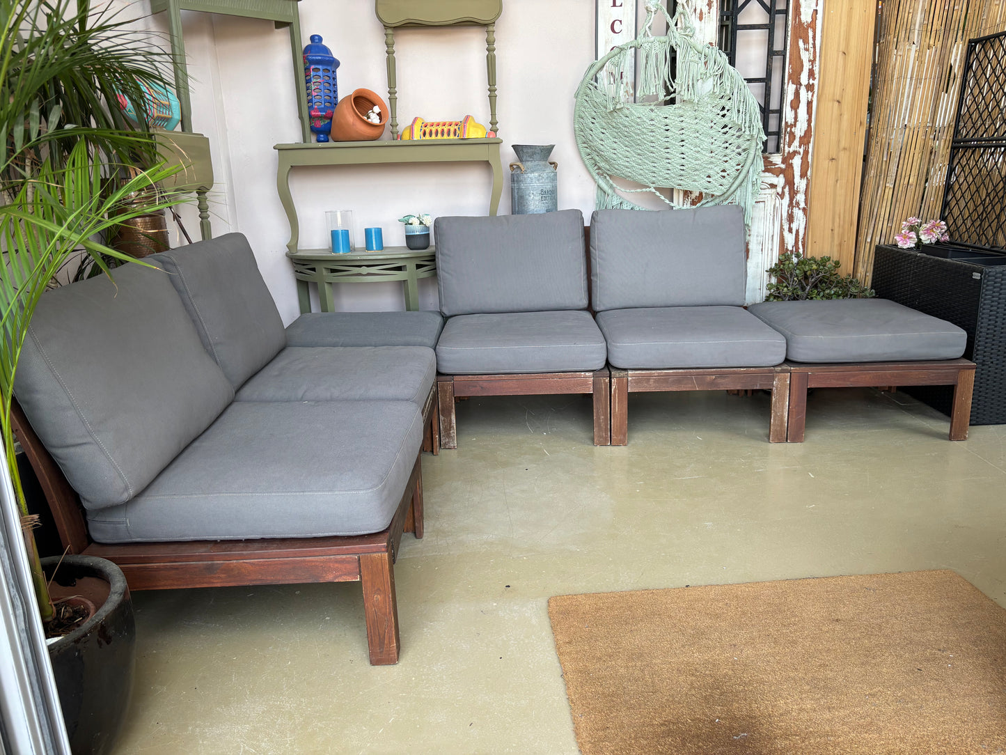 Sofa Set