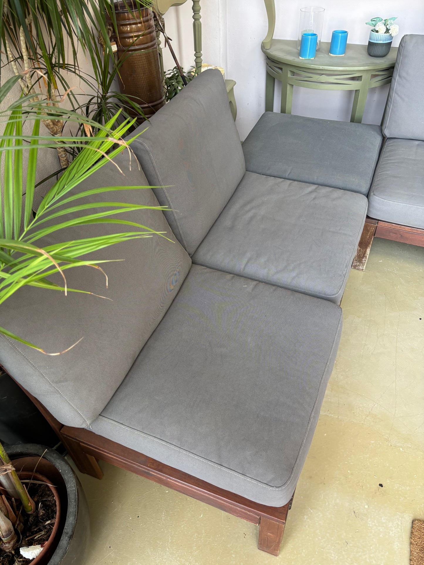 Sofa Set
