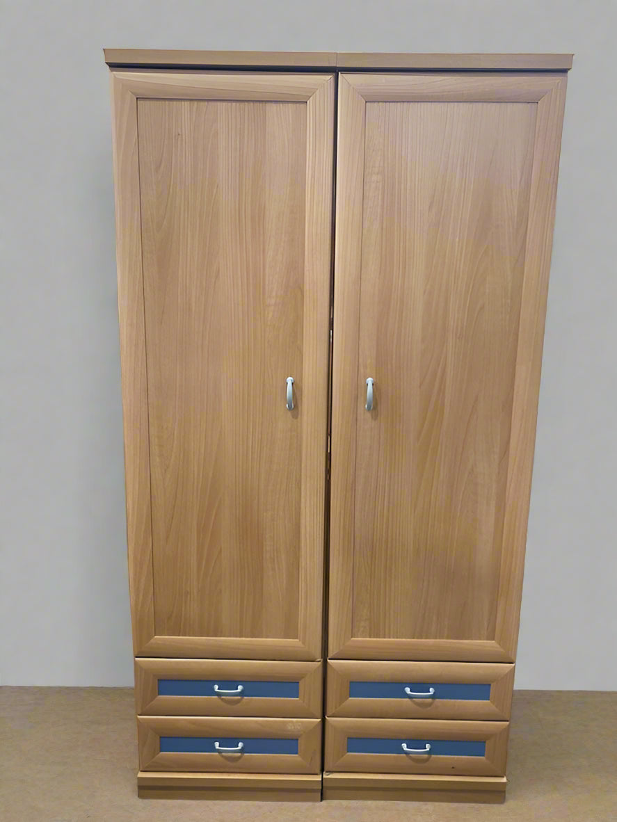 Roupeiro de porta única 