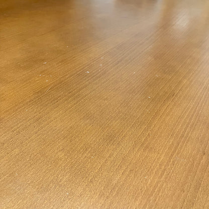 Mesa e cadeiras