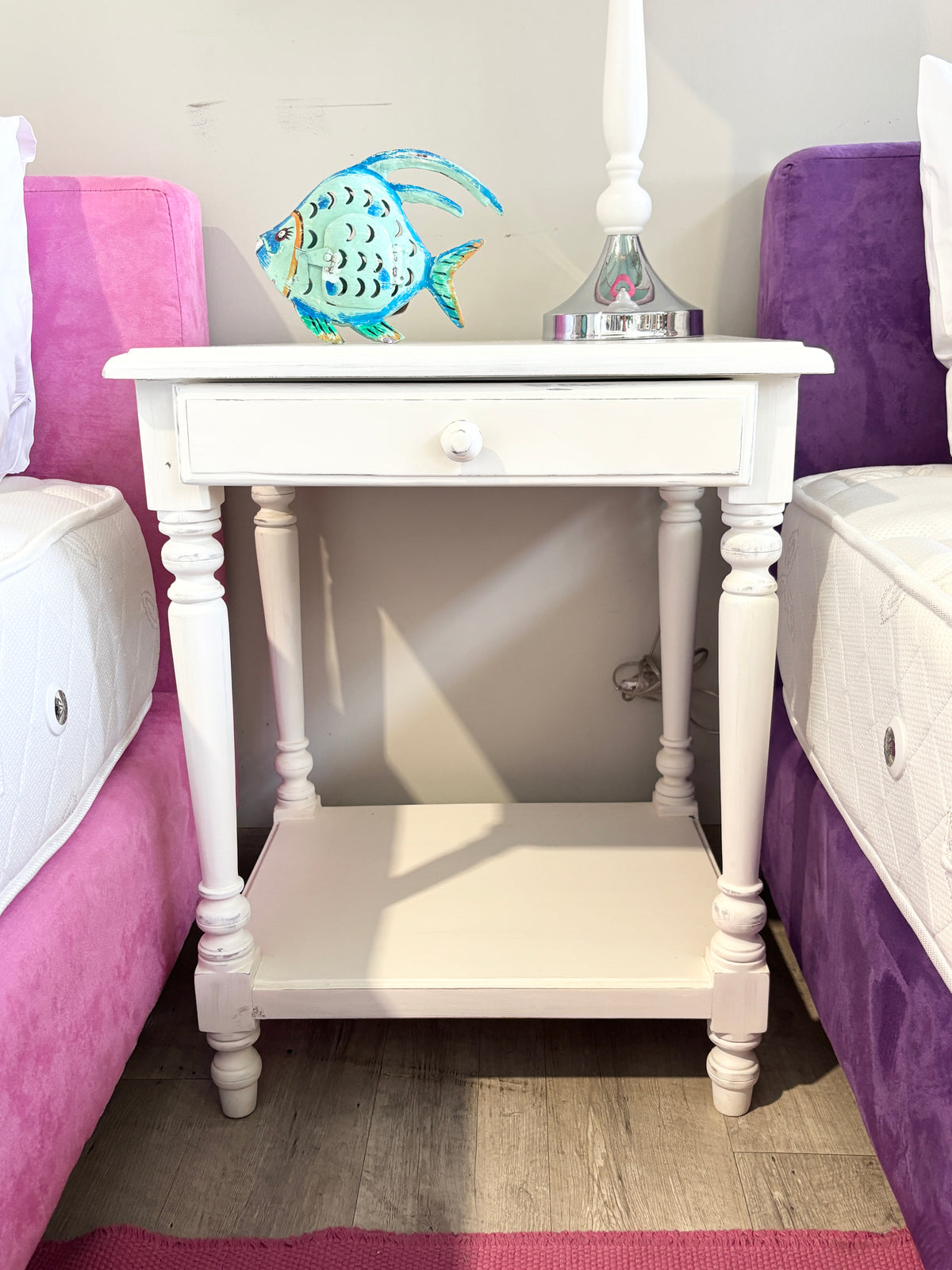 Mesa de Cabeceira
