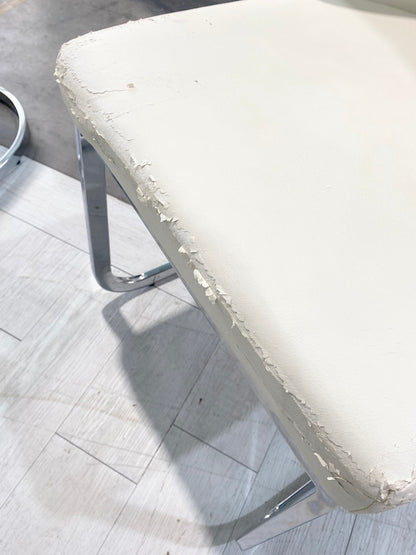 Mesa com cadeiras