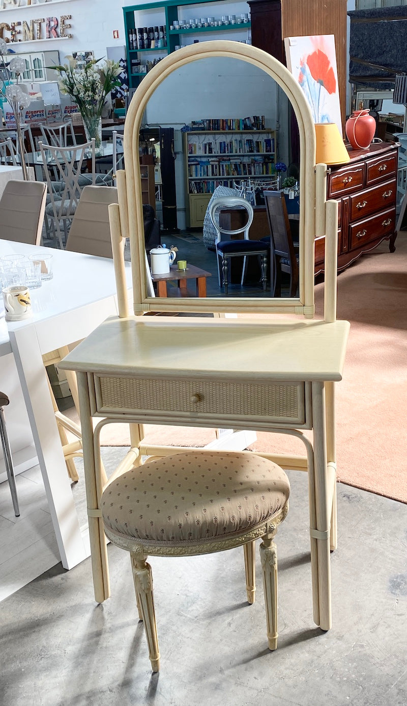 Vanity Table