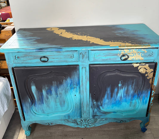 Sideboard