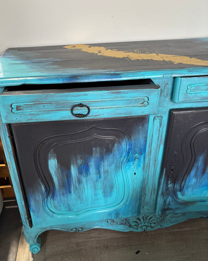 Sideboard