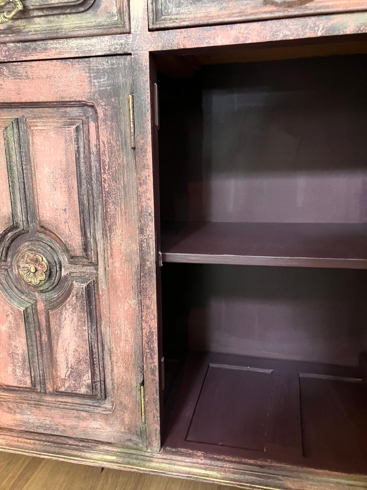 Sideboard