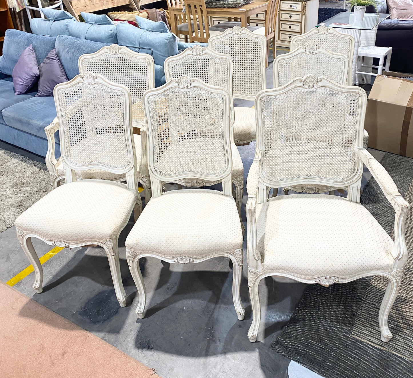 Conjunto de 8 cadeiras 