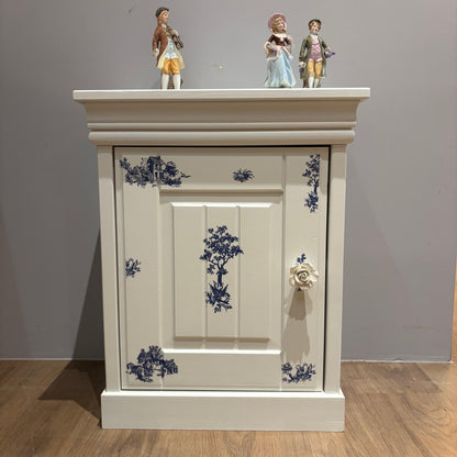 Cupboard