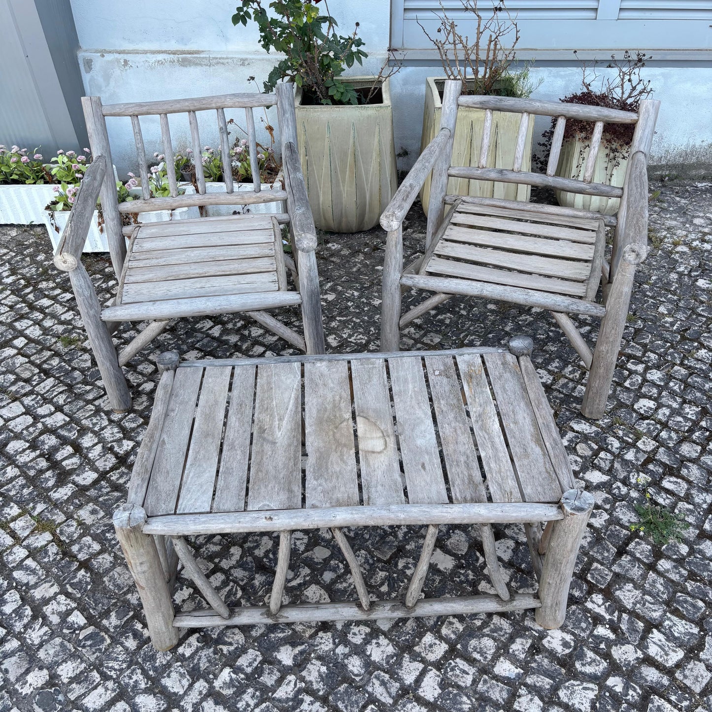 Armchairs & Coffee Table