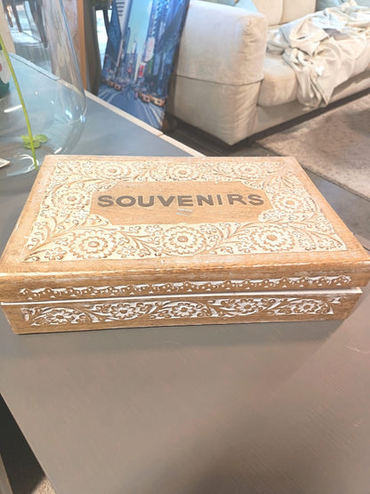 Souvenir Box