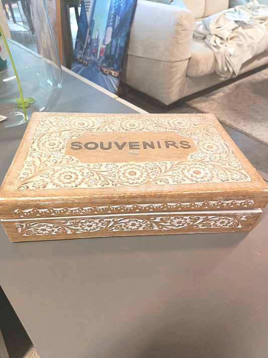 Souvenir Box