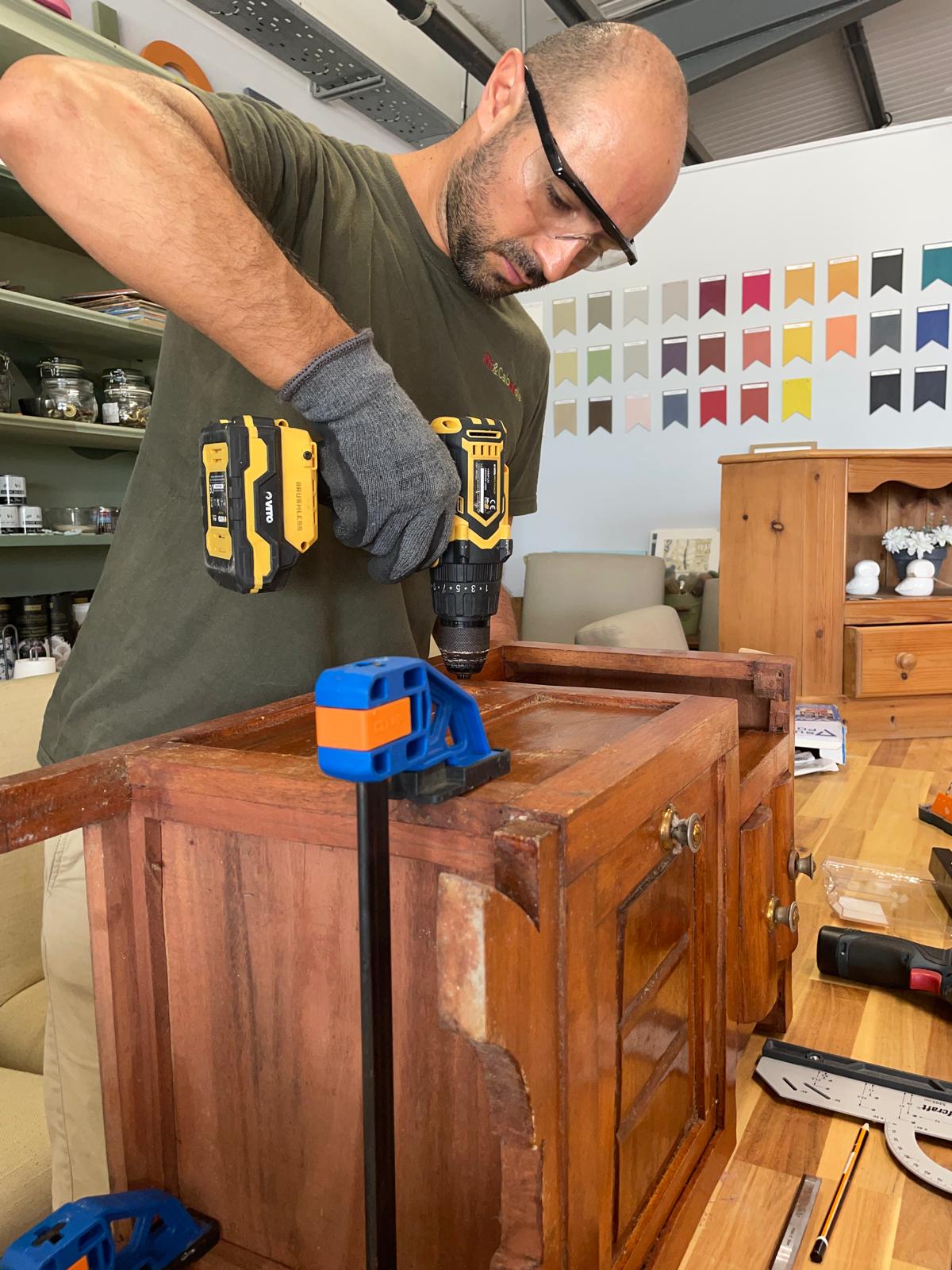 DIY WOODWORK WORKHOP with Andrés -24th September        HELLO AUTUMN FAIR