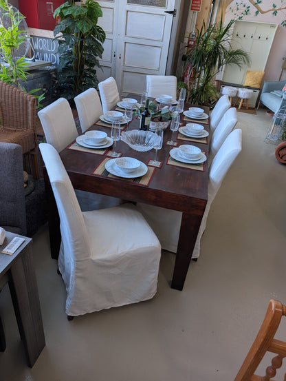 Table & Chairs