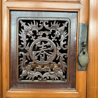 Dresser / Cabinet