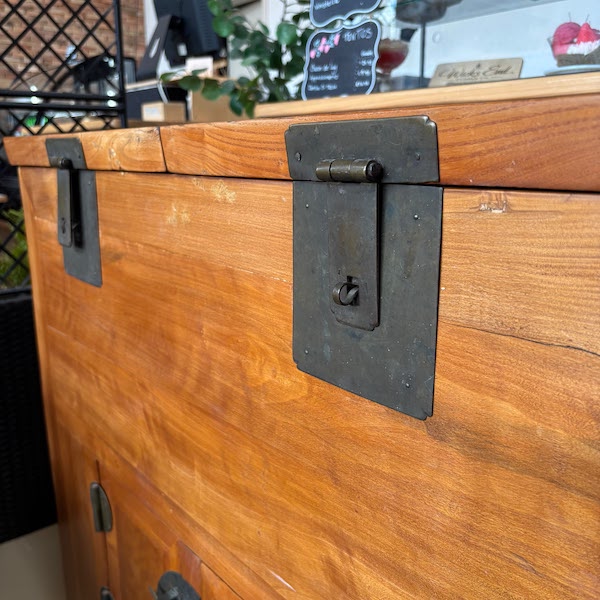 Chest Cabinet